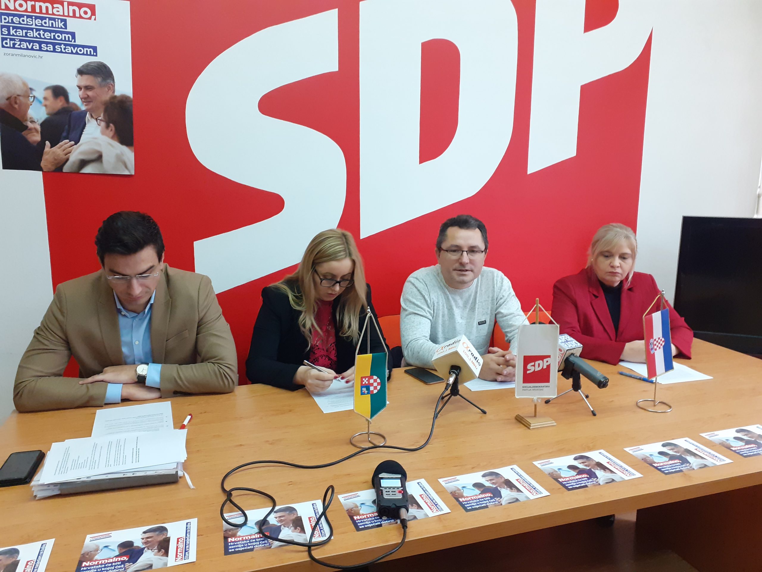 SDP ODGOVARA Za vrijeme svake HDZ-ove tiskovne dižu se prijave i nestaju milijuni