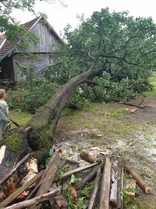 OTVORILO SE NEBO Olujno nevrijeme poharalo središnju Hrvatsku