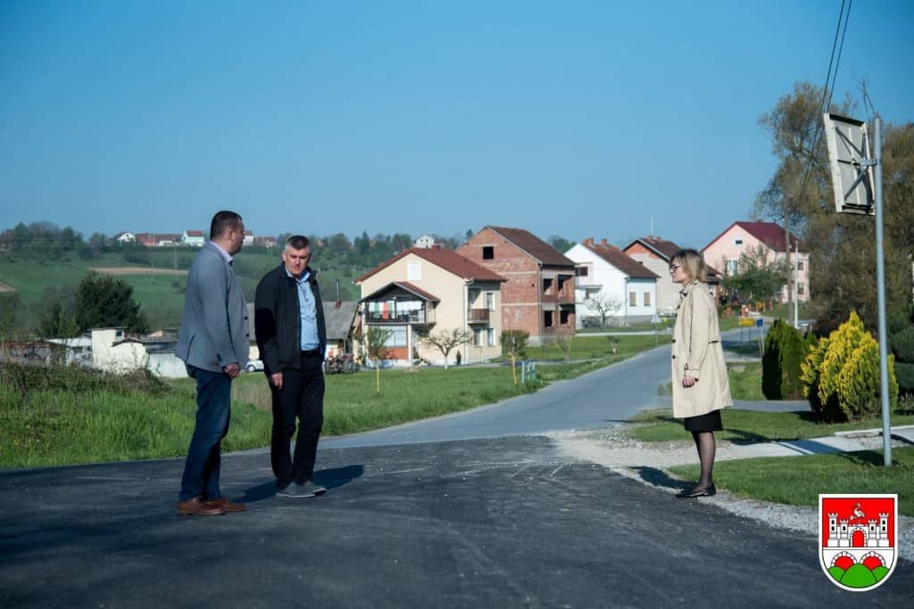 PRODAJU POSLOVNE PROSTORE Razlog - ne "ubiru" dovoljno najamnine