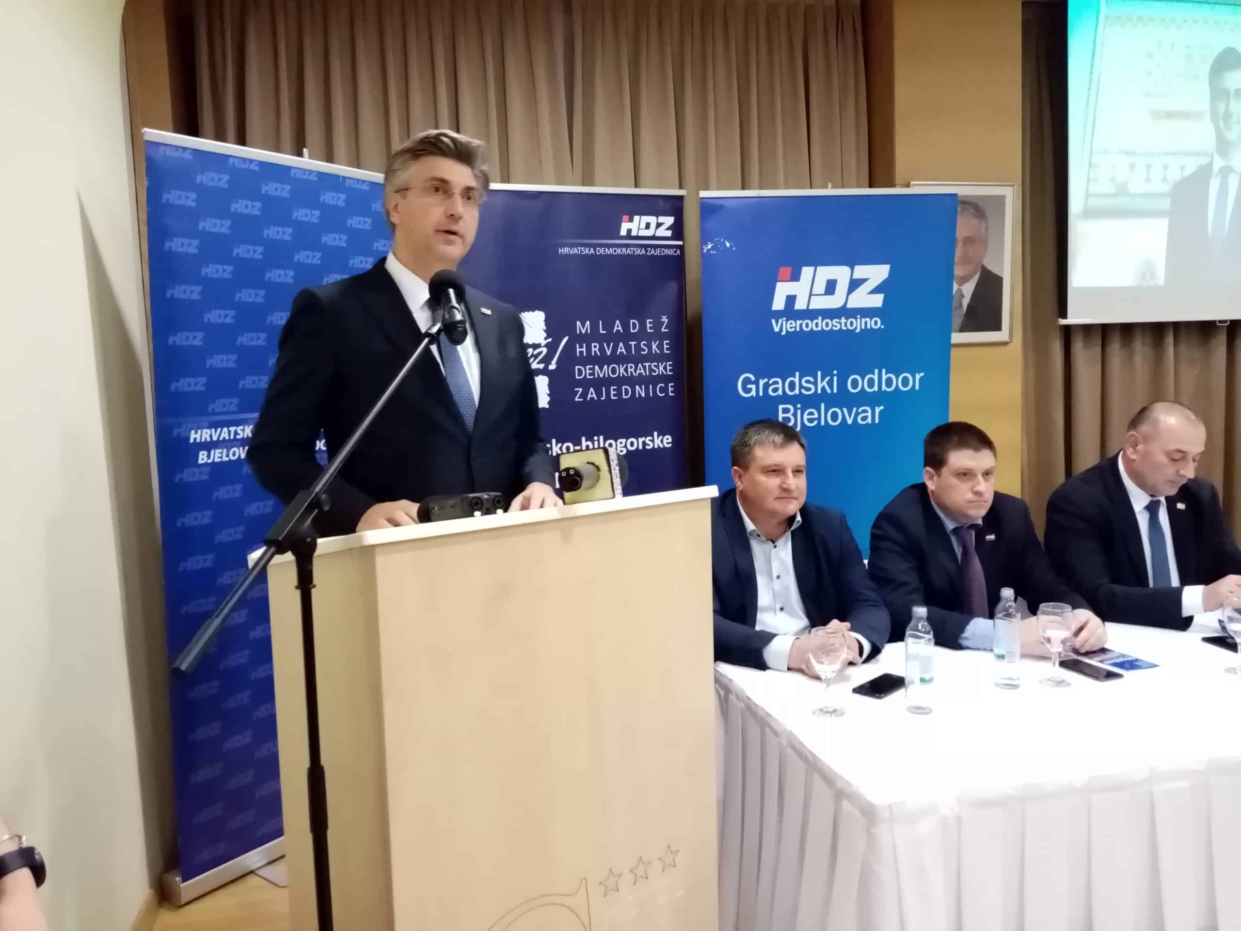 PLENKOVIĆ POTVRDIO Na parlamentarne izbore HDZ I HSLS idu zajedno