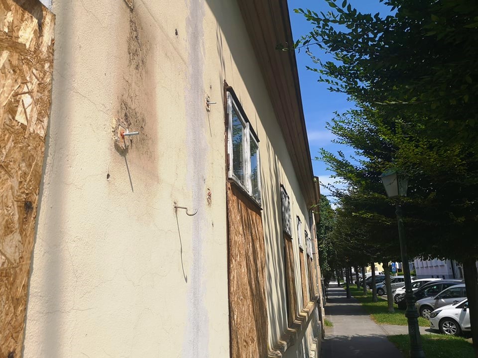 VANDALIZAM U obnovi spomen ploče istaknutom Bjelovarčaninu, očekuju pomoć Grada