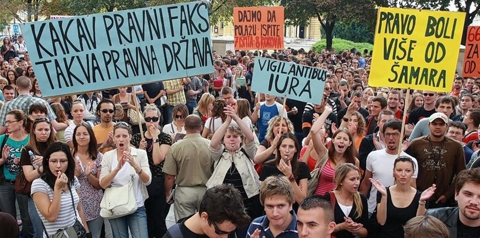 SKUPLJE ŠKOLARINE Studenti Pravnog fakulteta ogorčeni, organiziraju prosvjed