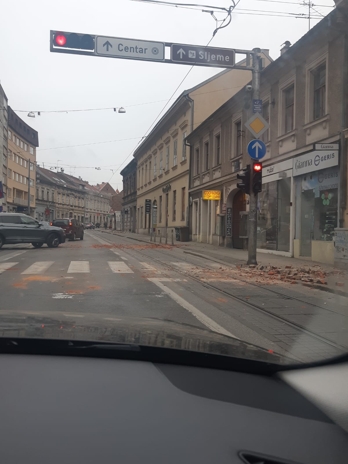 ZAGREPČANI U STRAHU Strašan podsjetnik na tragediju iz ožujka!