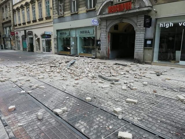 STRAVIČNO Donosimo prva iskustva nakon razornog potresa: Razrušene kuće, napukle prometnice i mostovi!