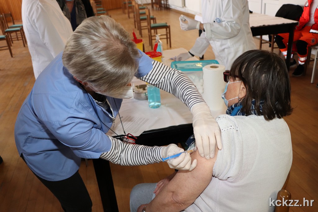 Sve je više građana zainteresirano za cijepljenje protiv koronavirusa