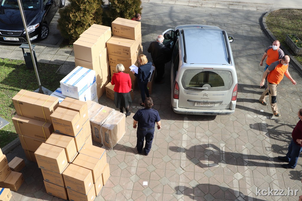 Stiglo 80 tisuća komada zaštitne opreme