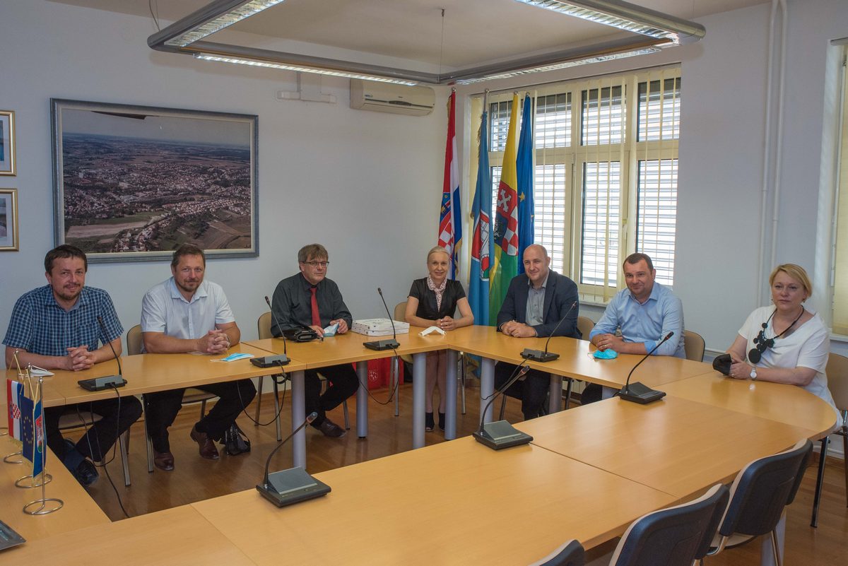 Dogovorena gospodarska i pčelarska suradnja sa češkim gradom