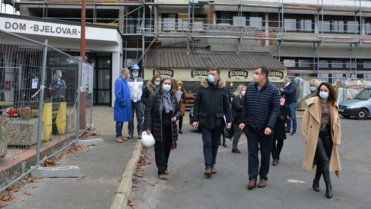 Padaju kosturi iz ormara, koliko milijuna mora naštancati novi župan