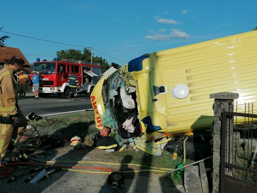 Stradali u Hitnoj zbog pijanog vozača osobnog automobila