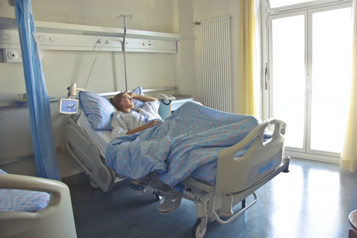 U bjelovarskoj bolnici od covida se liječi 21 pacijent, sve više ljudi u samoizolaciji
