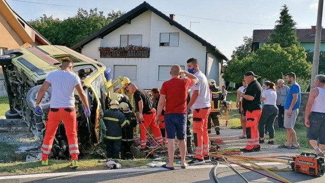 U sudaru hitne pomoći i vozila poginula majka supruge župana Marka Marušića