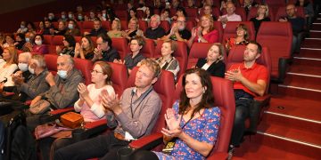 Filmom “Ljubav oko svijeta” Anđele i Davora Rostuhara otvoren 16. DOKUart