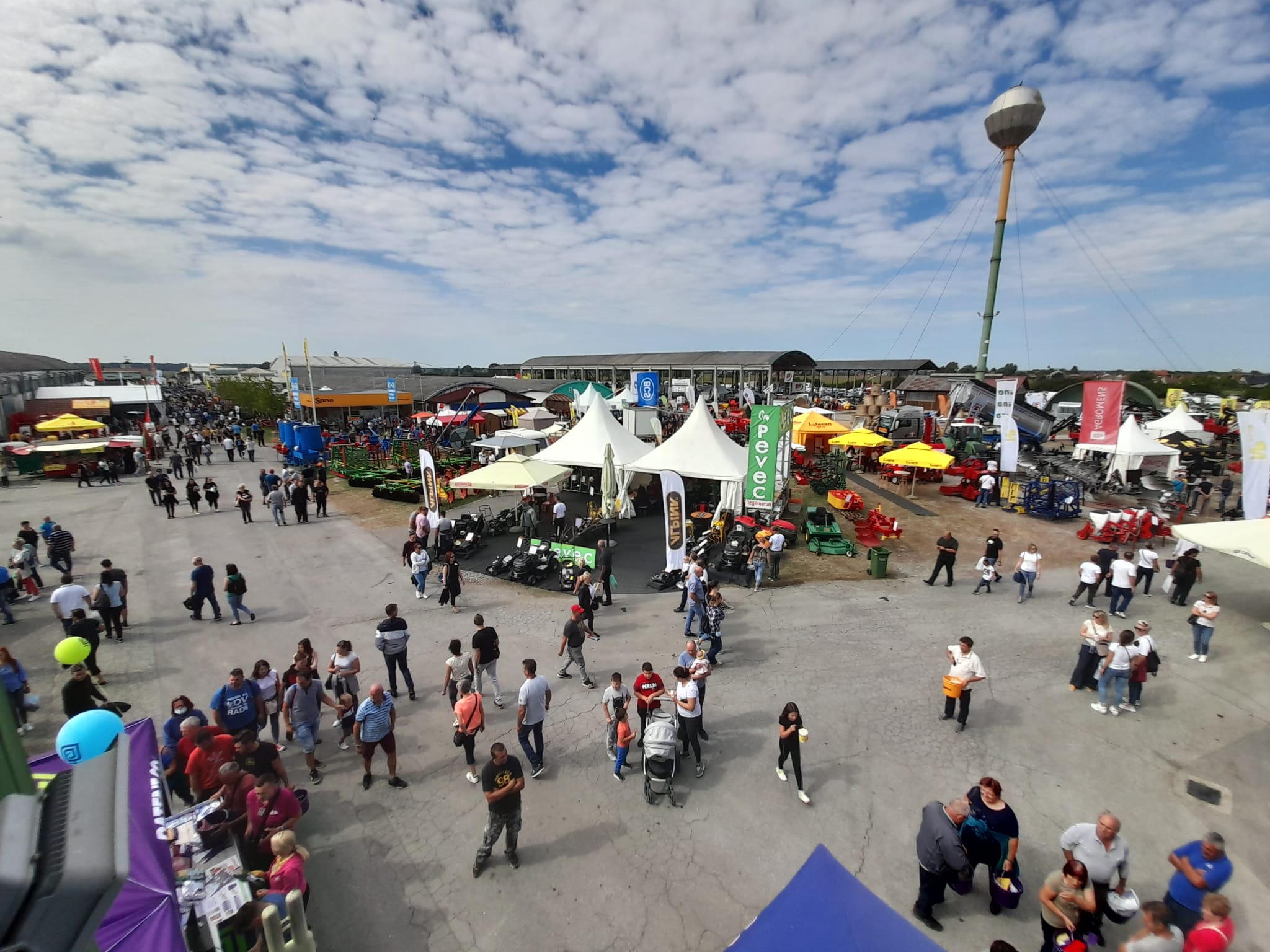 [FOTO] Sjajna nedjelja na 28. jesenskom međunarodnom bjelovarskom sajmu