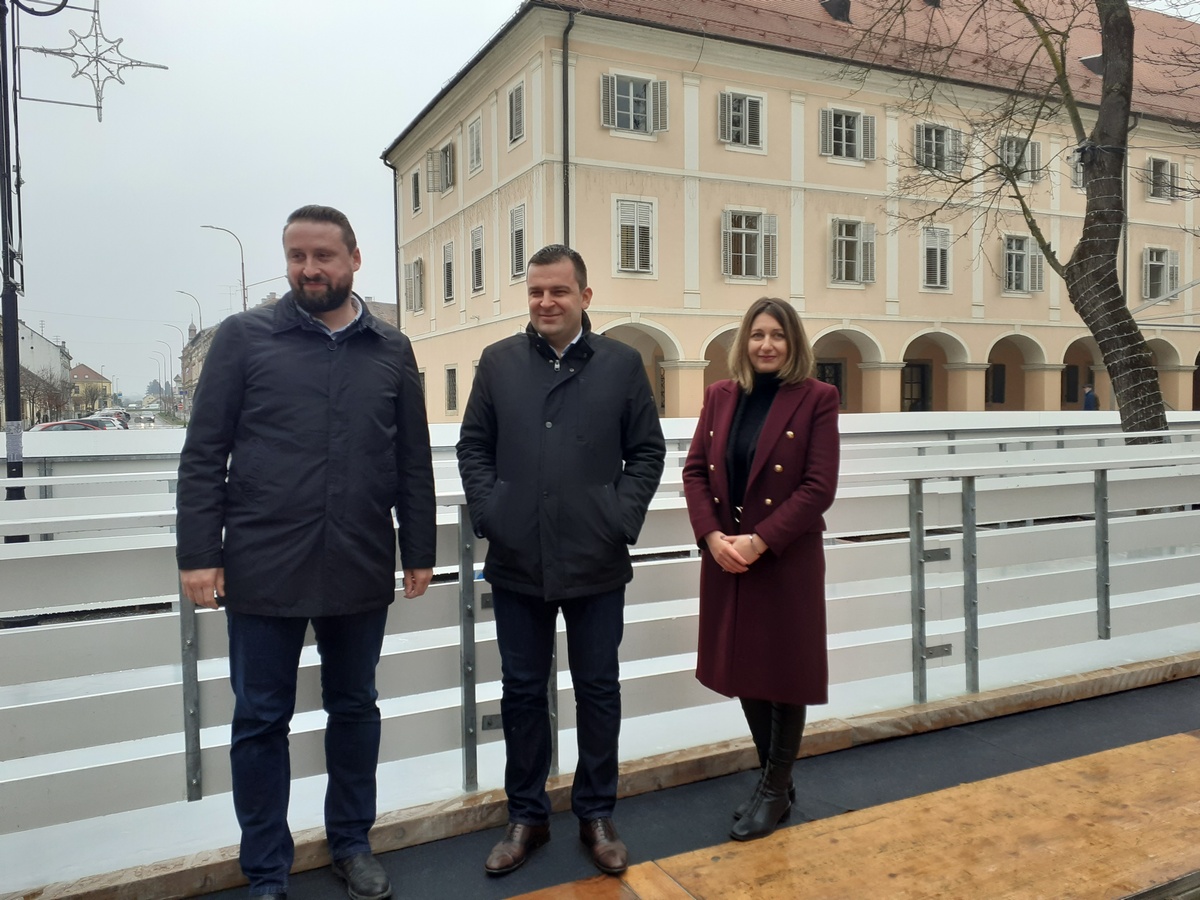 Najavljen obiteljski ugođaj, a u priču se uključile i Hrvatske željeznice
