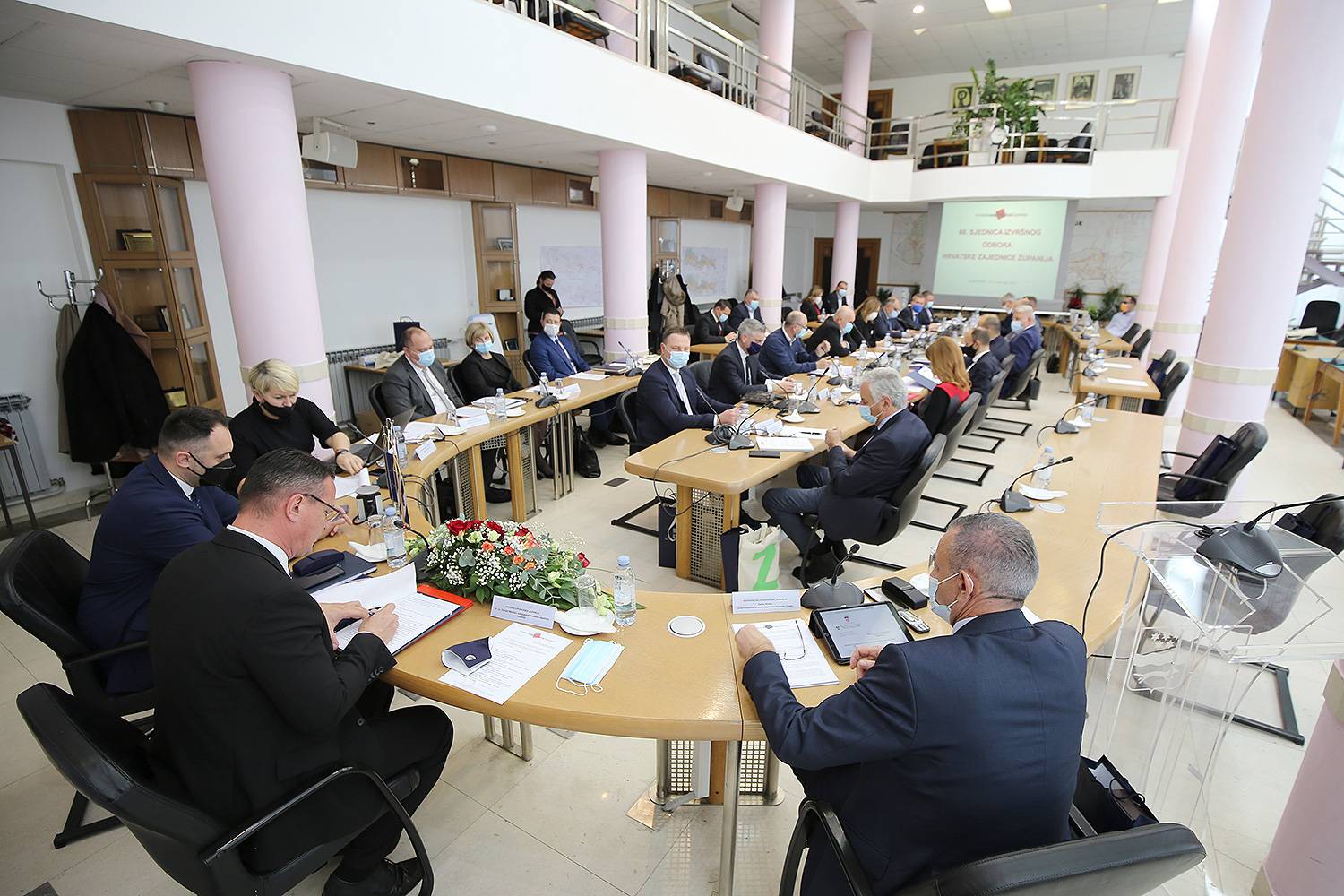 Župani u Slavonskom Brodu razgovarali o obrazovanju, zdravstvu i javnom prijevozu