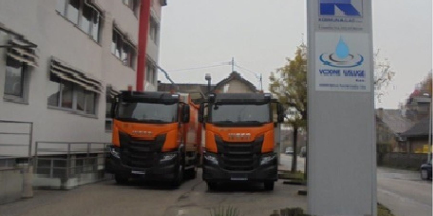 U Bjelovar stigla nova vozila za odvojeno prikupljanje otpada u sklopu projekta „ Nabava komunalnog vozila i nadogradnje za odvojeno prikupljanje otpada tvrtke Komunalac d.o.o. Bjelovar“ KK.06.3.1.18.0015