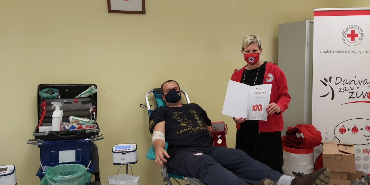 Crveni križ Bjelovar ima novih 'jubilaraca', neki su krv darivali već stotinu puta!