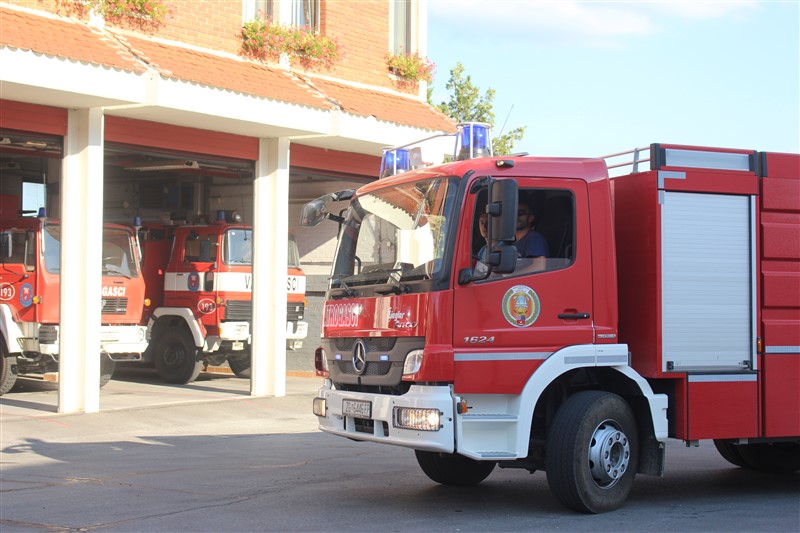 POŽAR - Muškarac (66) zadobio opekline opasne po život