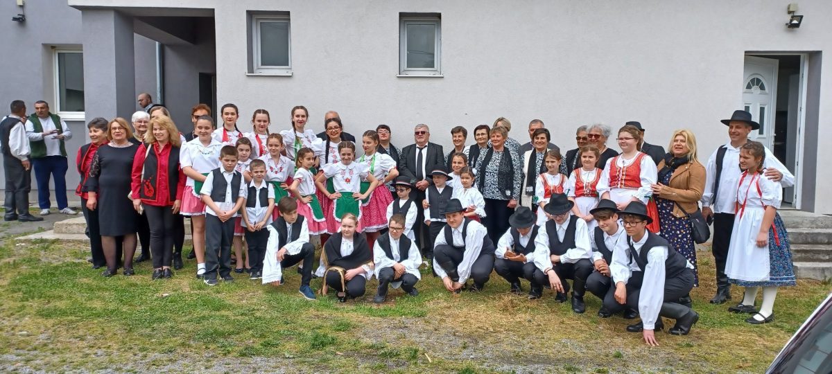 [FOTO] Dan mađarske kulture u Dežanovcu protekao u pjesmi, plesu i bogatoj gastro ponudi
