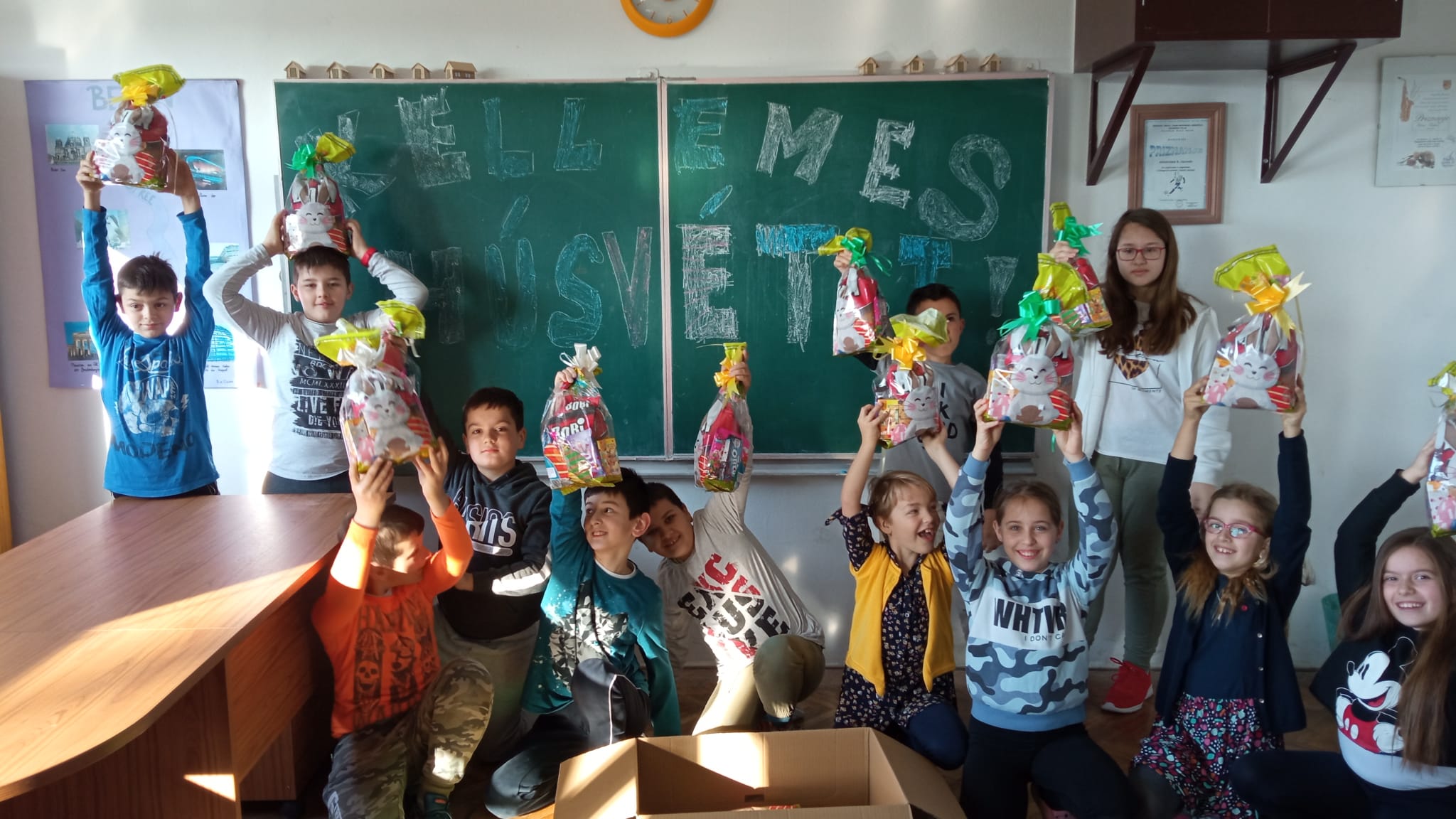 [FOTO] Vijeće mađarske manjine svoje najmlađe iznenadilo lijepim darovima