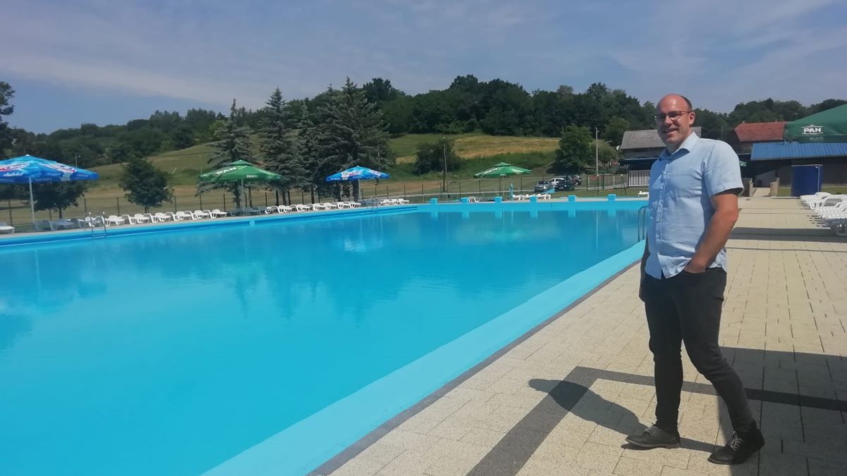 [FOTO] Otvoren još jedan bazen u županiji! U Šandrovcu se nude sadržaji za sve generacije