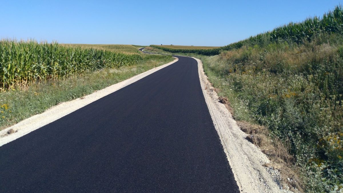 Završena cesta koja spaja dvije općine! Kilometri se smanjili za upola