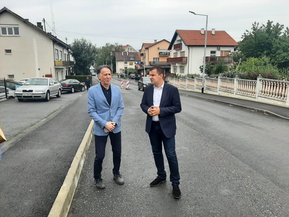 Stepinčeva ulica idući tjedan dobiva završni sloj asfalta. Hrebak otkrio kada bi svi radovi u gradu trebali završiti.