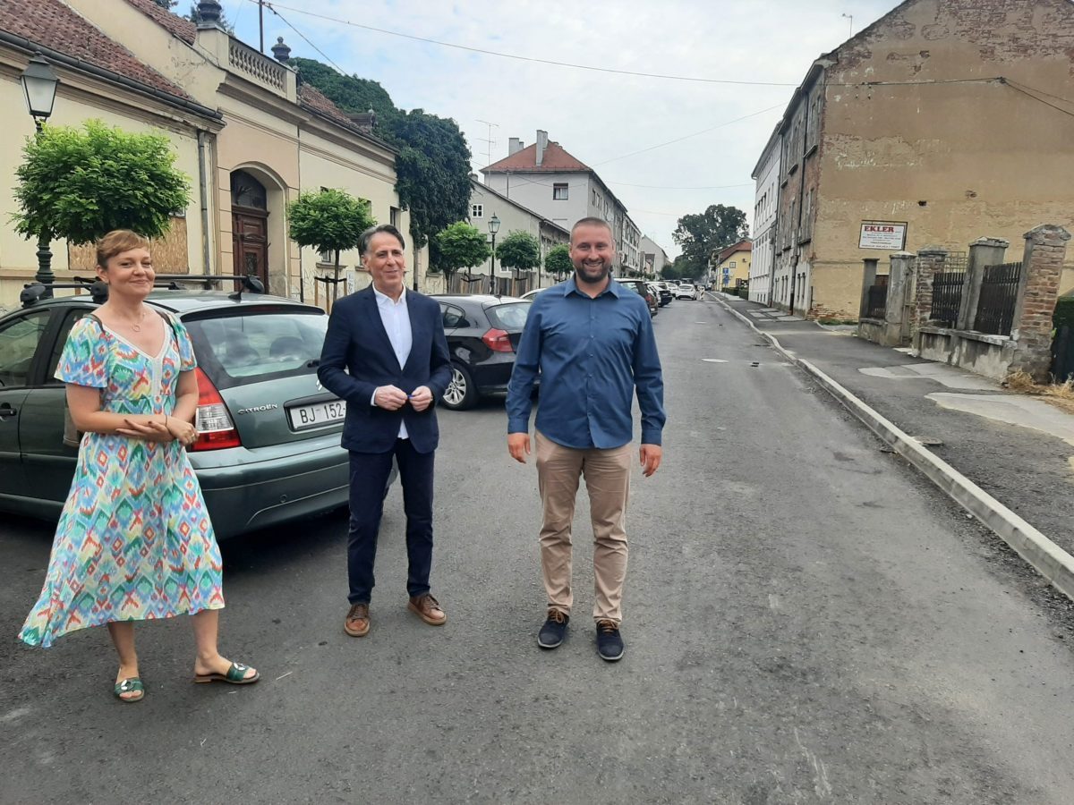 Kreće postavljanje završnog sloja asfalta u Starčevićevoj ulici. Evo koji su daljnji planovi…