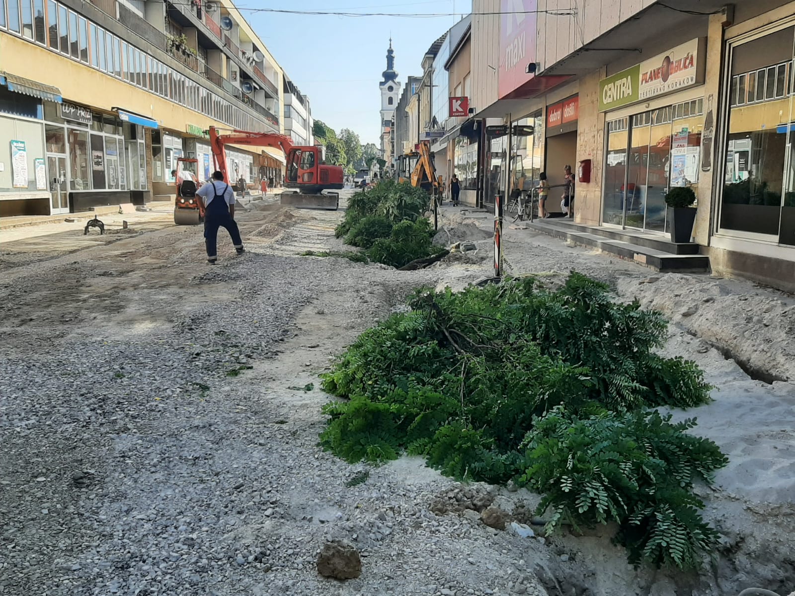 Srušena stabalca bez krošnje, na novom korzu bit će više zelenila i hlada