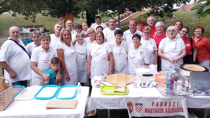 Na najvećoj smotri manjina predstavili se i lipički Ukrajinci i Talijani te pakrački Mađari. Imali su što pokazati