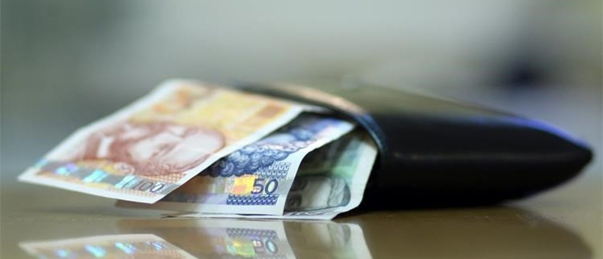 Hrvati duguju milijarde, Fina objavila koliko je računa u blokadi
