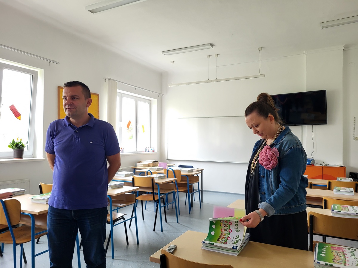Obnovljene dvije učionice u Ždralovima, a III. osnovna škola uskoro uvodi jednu novinu