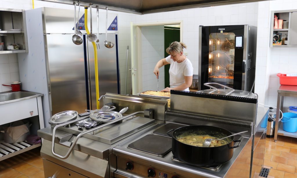 Novi udar: Evo gdje se dižu cijene obroka za učenike u osnovnim školama