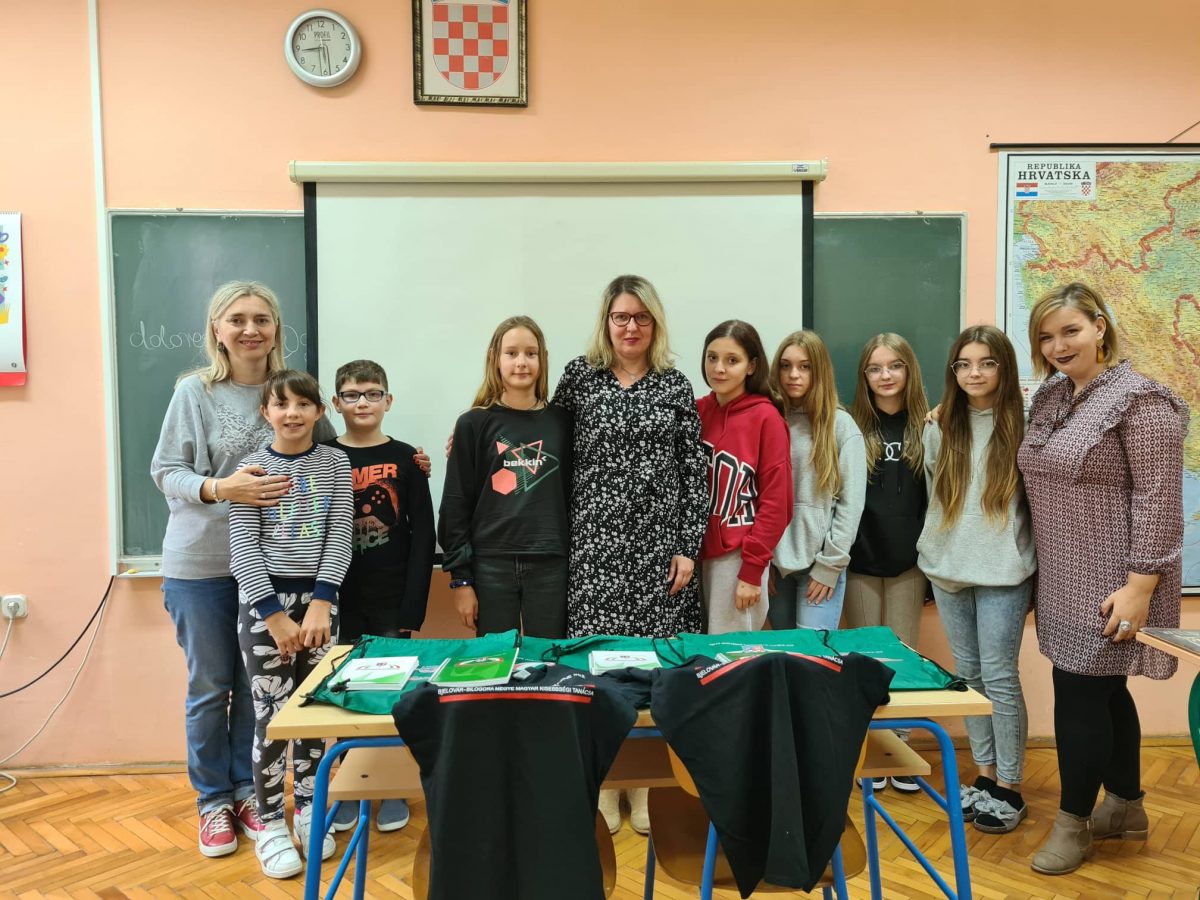 Posebni pokloni za učenike koji pohađaju mađarski jezik