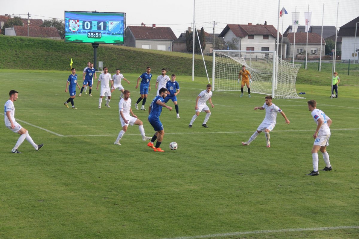 [FOTO] Prvi domaći poraz nogometaša Bjelovara