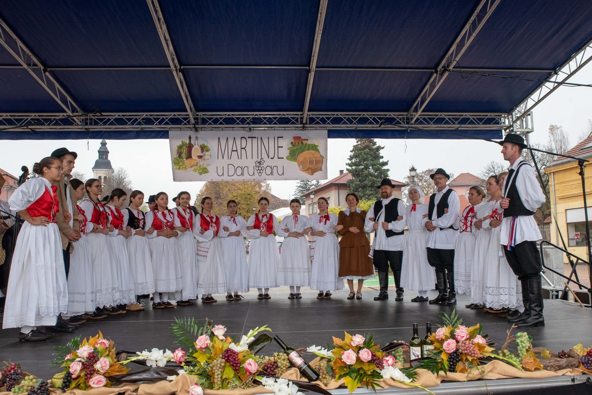 FOTO: Donosimo djelić atmosfere s Martinjskog druženja u Daruvaru