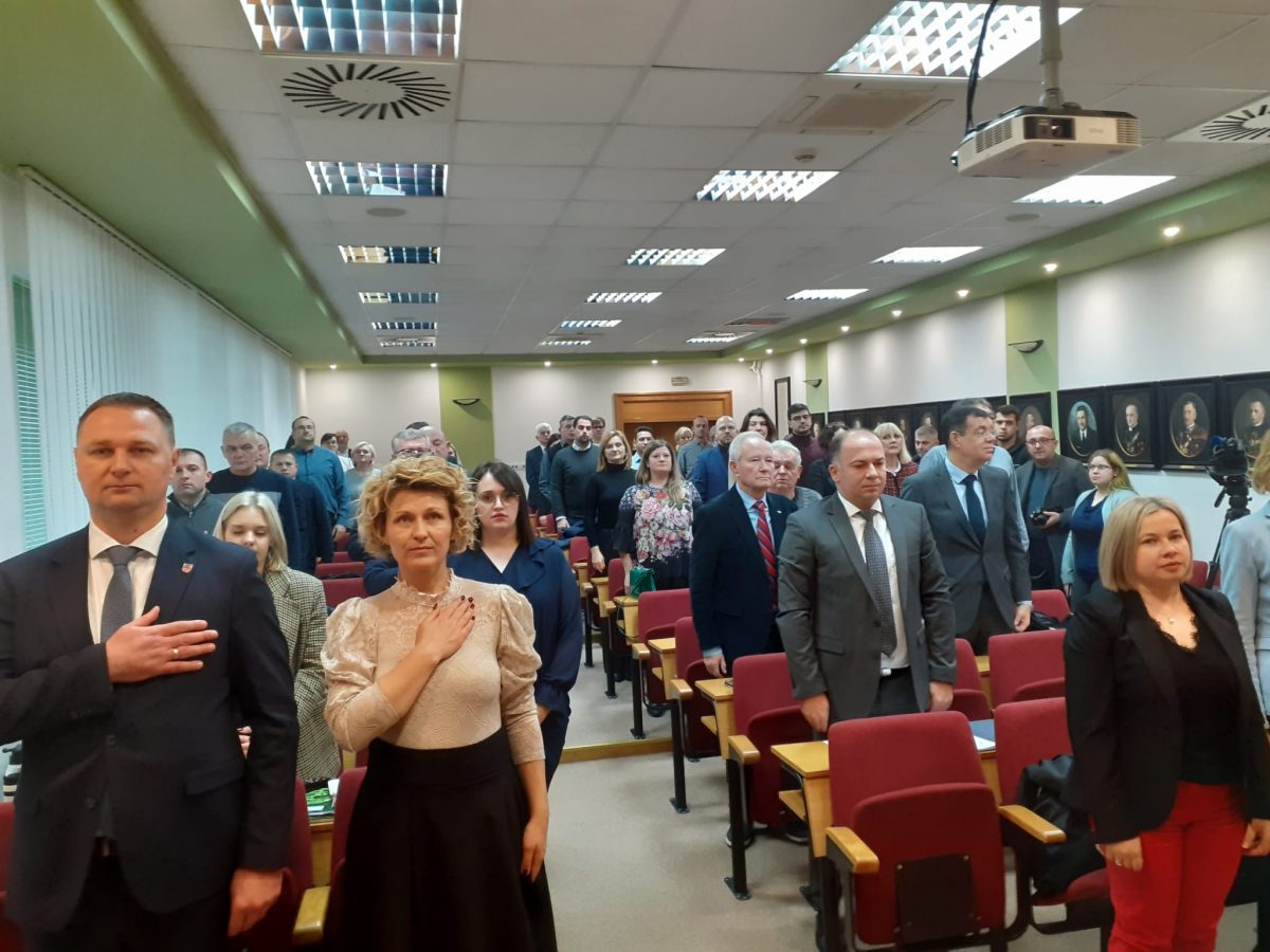 Župan Marušić: Osigurali smo novce za zdravstvo, a sada nam je stiglo i 28 mladih liječnika