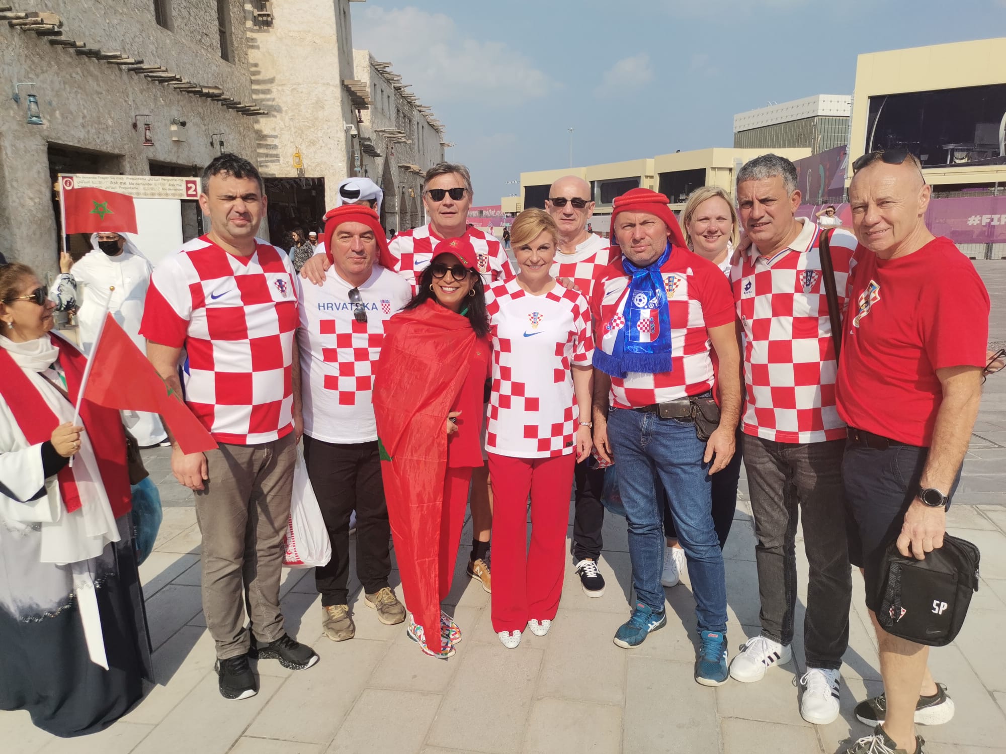 Navijači iz Bjelovarsko-bilogorske županije s bivšom predsjednicom bodre Vatrene