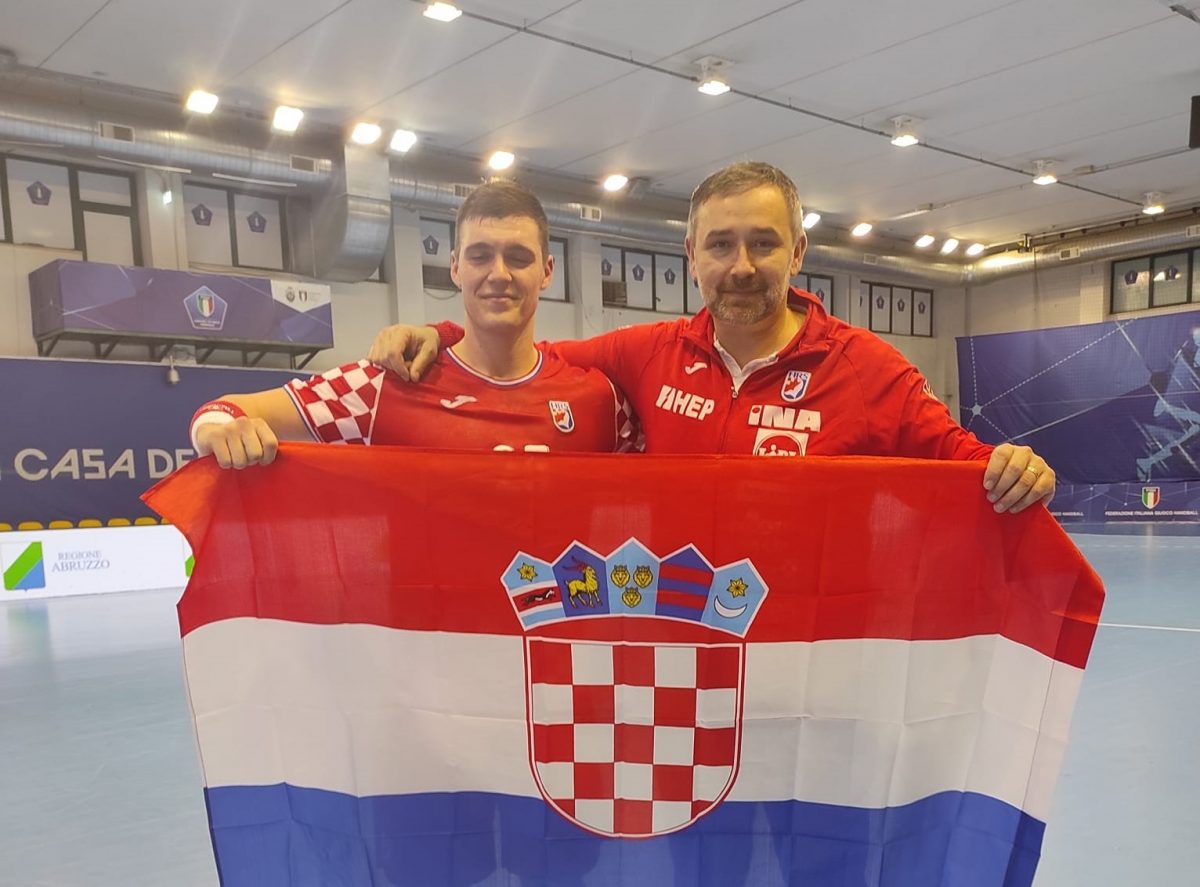 Bjelovarski trener Cikoja i igrač Lulić izborili s juniorskom repkom nastup na Svjetskom prvenstvu