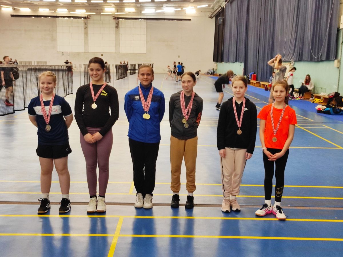 Badminton: Tia Rakovčan osvojila prvo mjesto na Regionalnom kupu. Uspješni i ostali Bjelovarčani