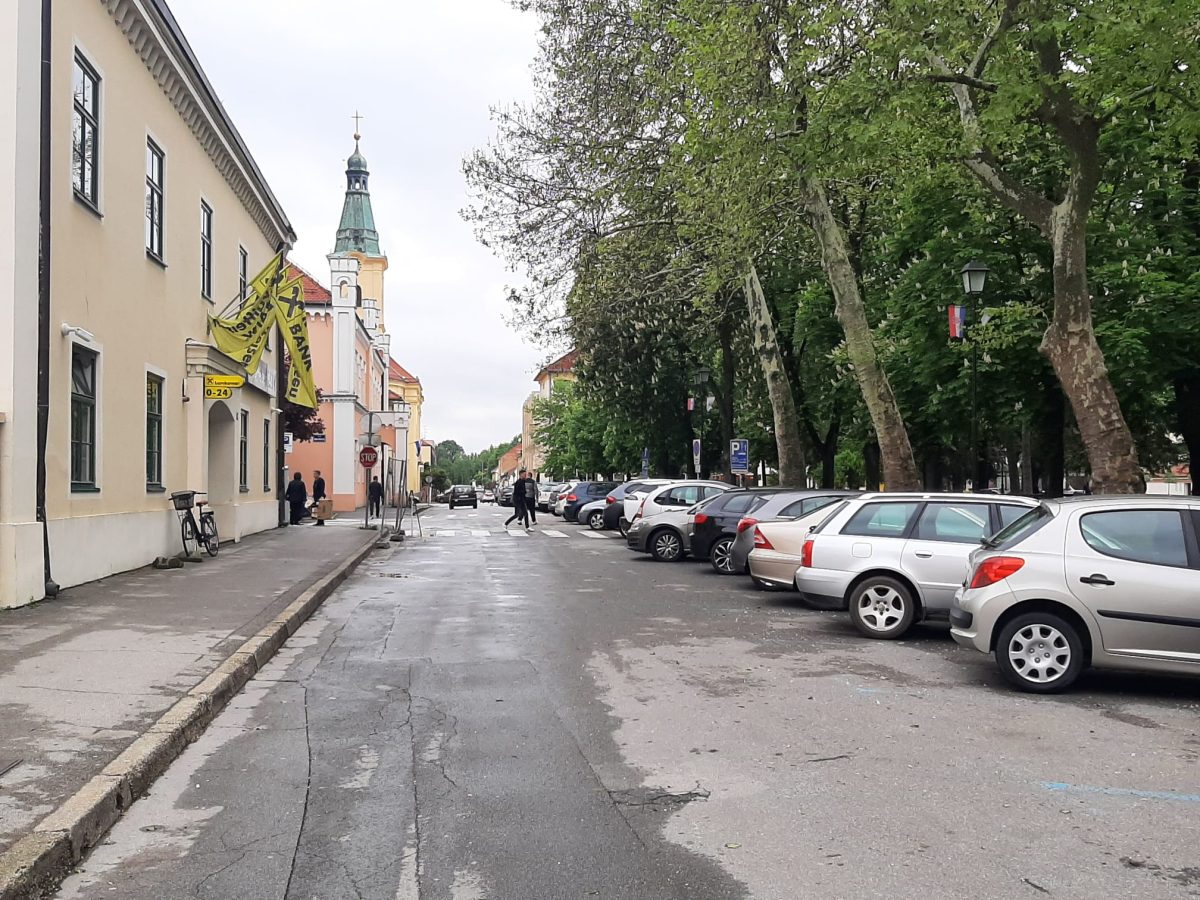 U strogom centru grada autom udario pješakinju. Završila je u bolnici...