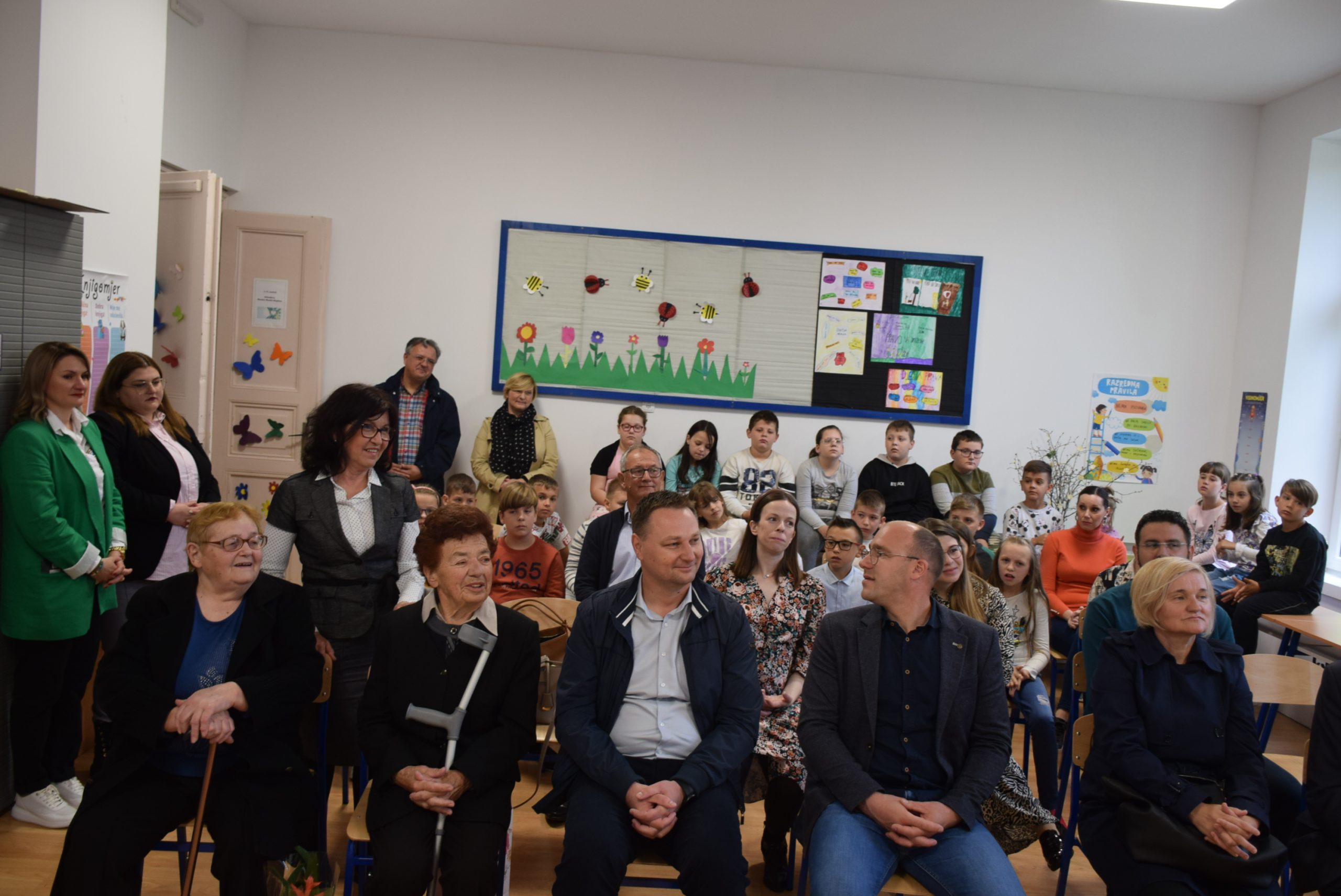 [FOTO] Šandrovačkih 25 školaraca napokon dobilo školu za poželjeti