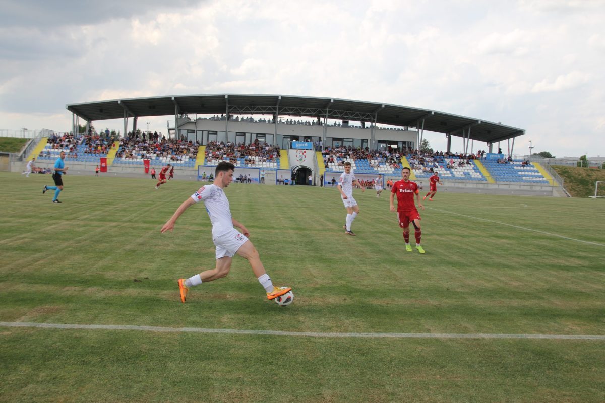 [FOTO] NK Bjelovar u posljednjem kolu sezone pobijedio Mladost (Ž). Gledatelji vidjeli pet pogodaka
