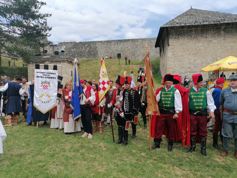 Bjelovarski Graničari Husari sudjelovali na Danima srednjovjekovlja u Jajcu