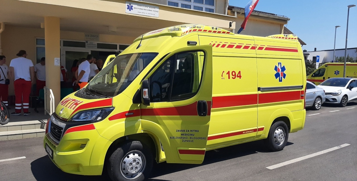UPRAVO Teška prometna nesreća: 22-godišnjakinja zadobila teške tjelesne ozljede, cesta zatvorena