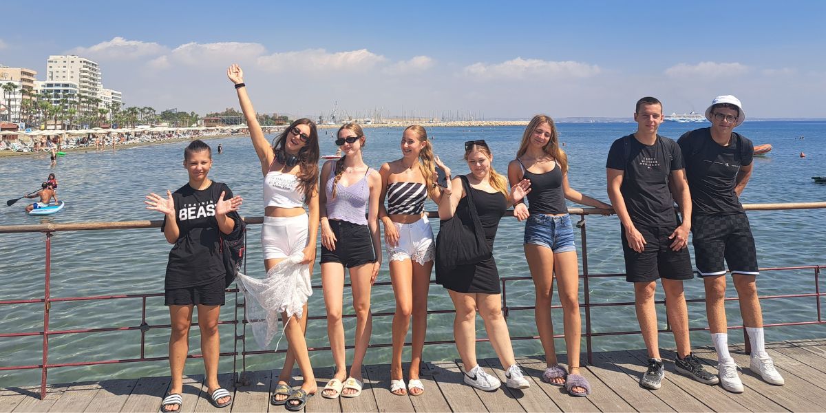 [FOTO] Bjelovarski školarci ljetnu praksu odradili u jednom od najluksuznijih hotela na Cipru