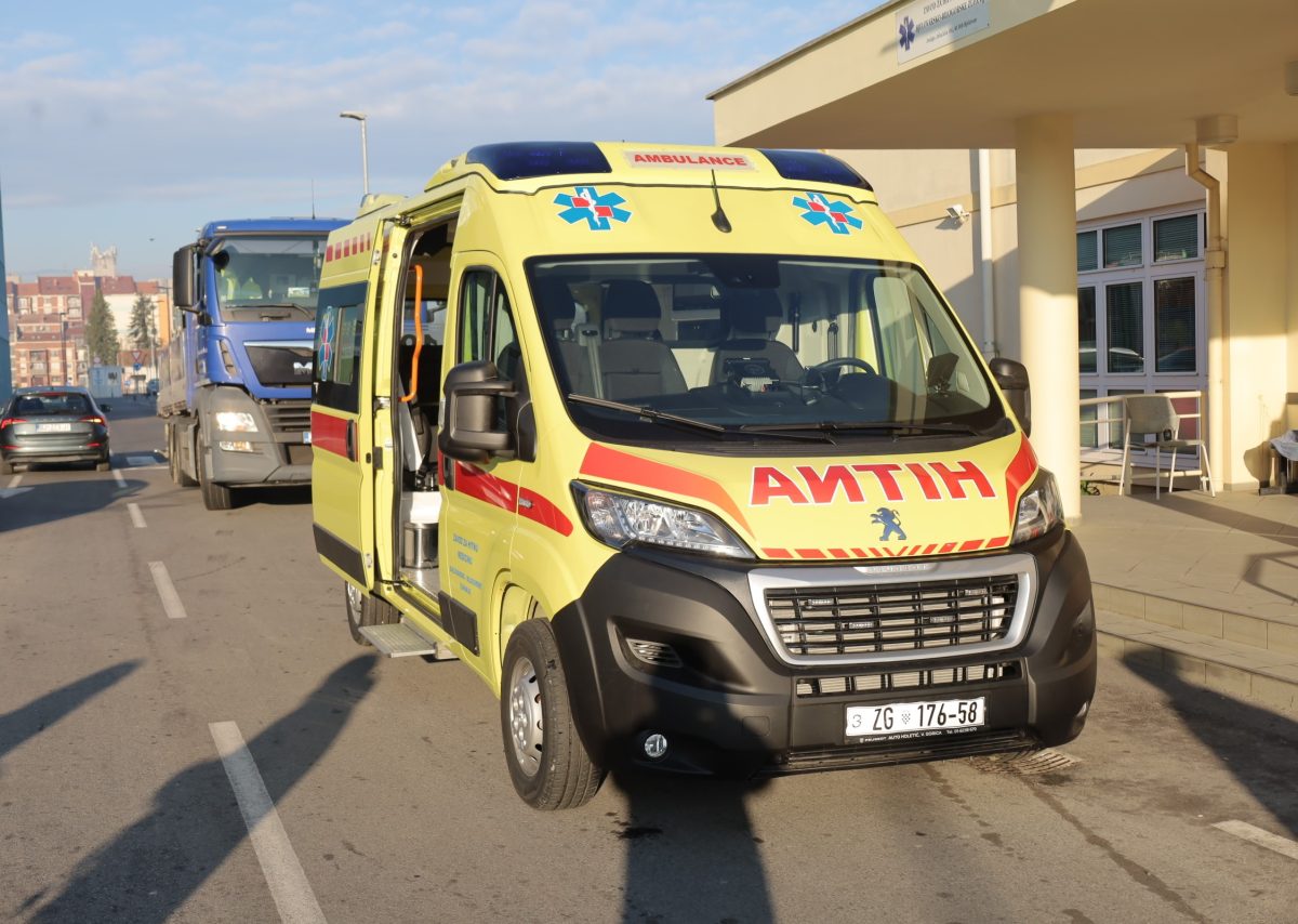 [VIDEO] Pacijentima daruvarske hitne muka za vrijeme vožnje. Ravnatelj tvrdi da je snimka režirana