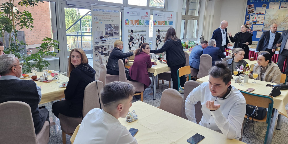 [FOTO] U tijeku natjecanje WorldSkills: Članovi povjerenstva među školarcima biraju svoje buduće zaposlenike