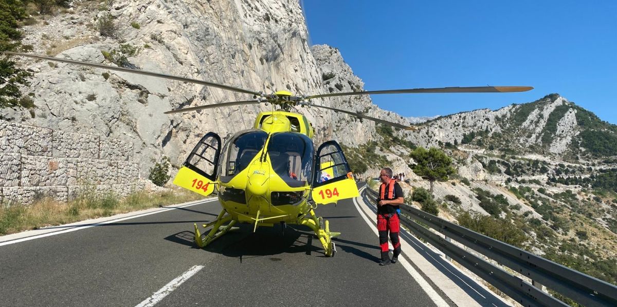 [FOTO/VIDEO] Teška prometna nesreća, životno ugroženog pacijenta prevezao helikopter