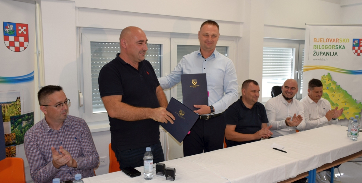 [FOTO] Školski dispanzer uskoro će biti potpuno obnovljen. Počinje druga faza radova.